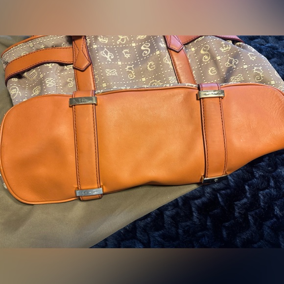 TAN LANCEL HANDBAG - Picture 5 of 12